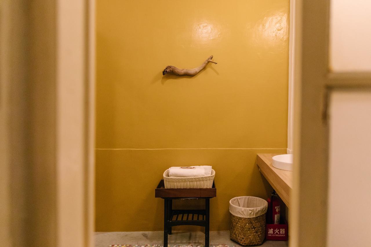 Hotel 84 In Tainan Esterno foto